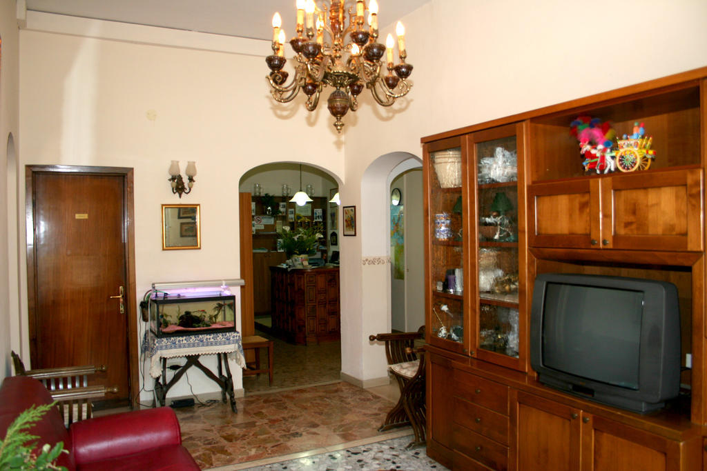 Hotel Gabry Montespertoli Exterior photo